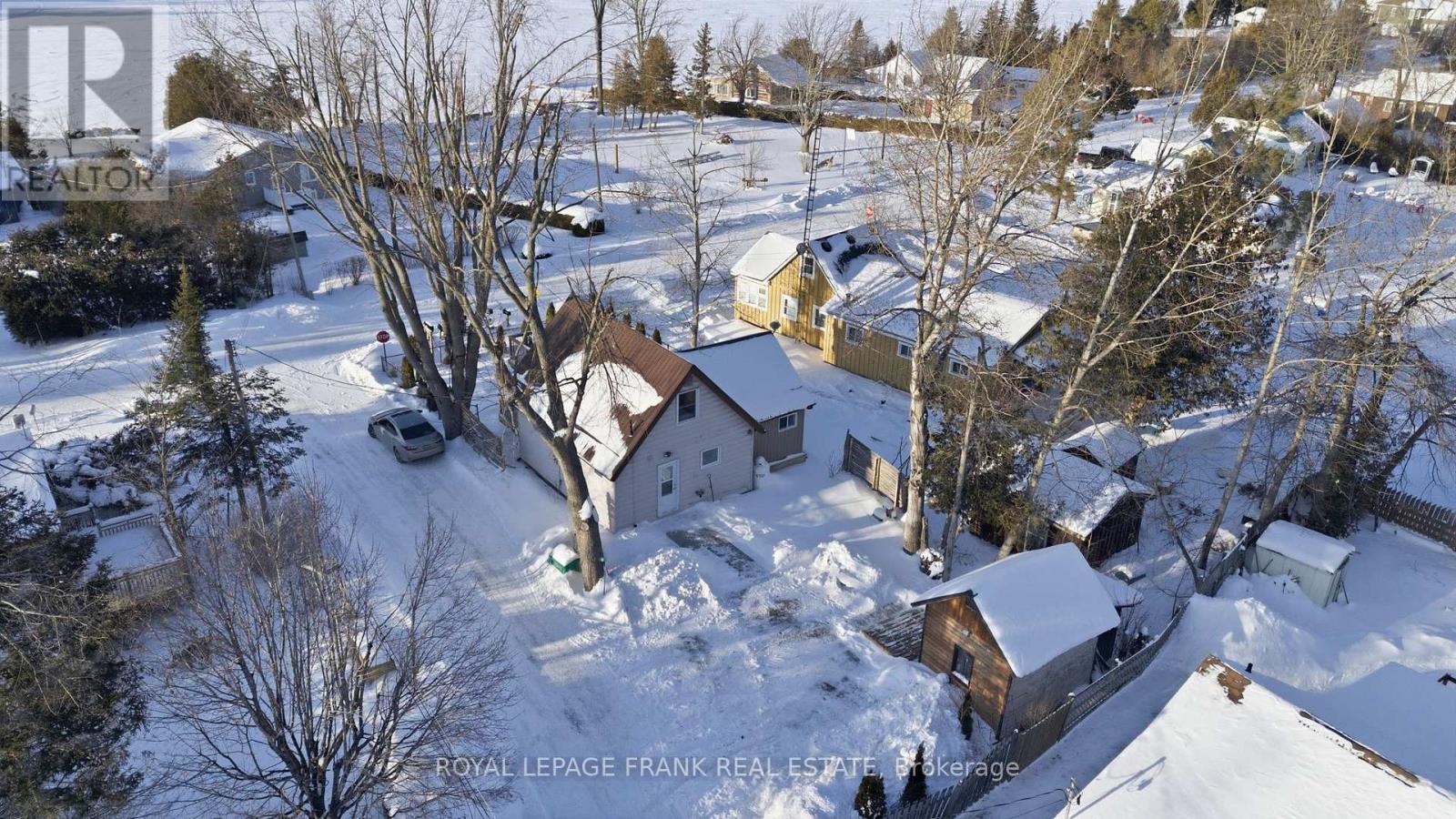 10 Elk Street, Kawartha Lakes, Ontario  K0M 1L0 - Photo 5 - X12724554