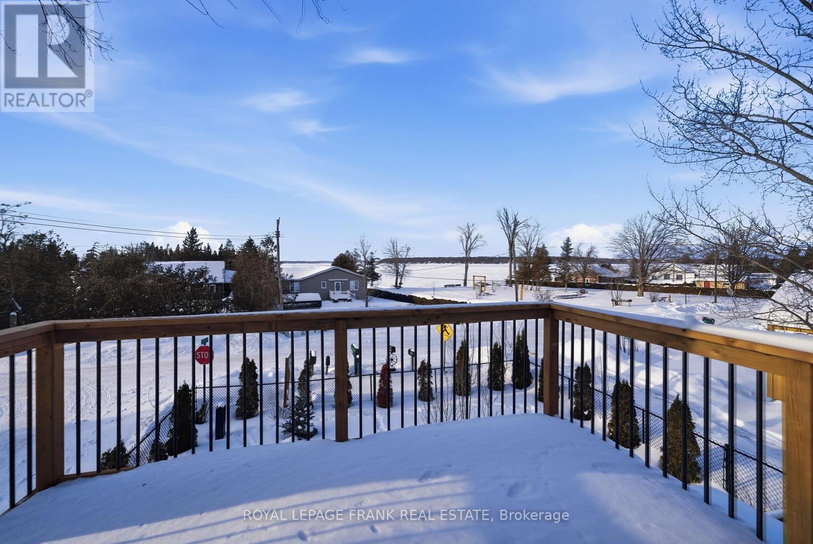 10 Elk Street, Kawartha Lakes, Ontario  K0M 1L0 - Photo 7 - X12724554