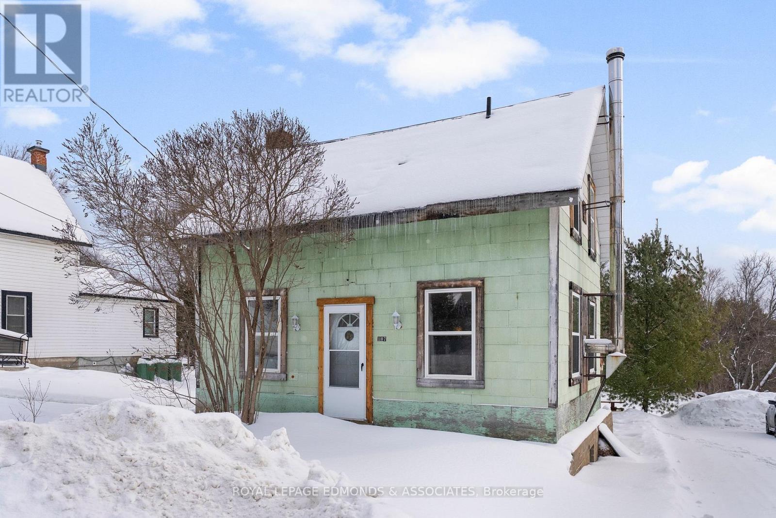 107 BONNECHERE STREET E, Bonnechere Valley, Ontario