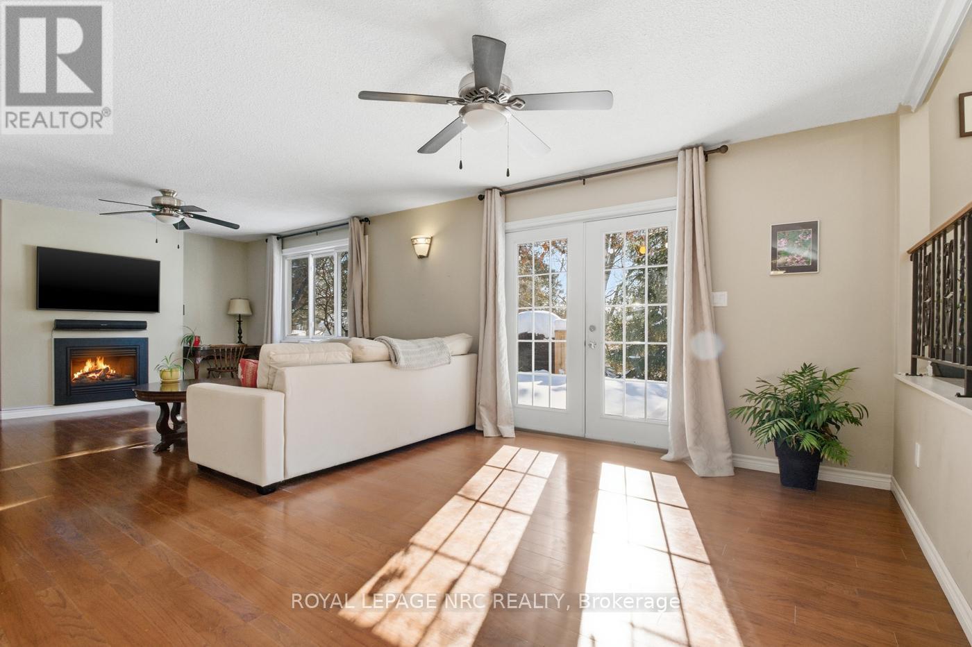 22 Bigelow Crescent, Pelham, Ontario  L3E 0J4 - Photo 15 - X12724458