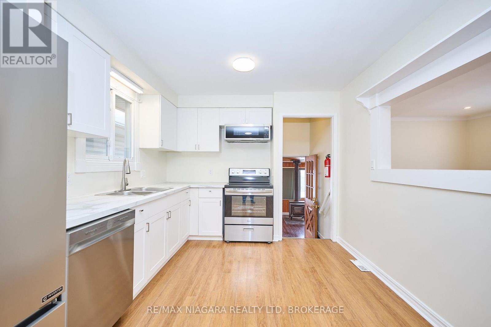 23 Alexandra Boulevard, St. Catharines, Ontario  L2P 1J6 - Photo 10 - X12724500