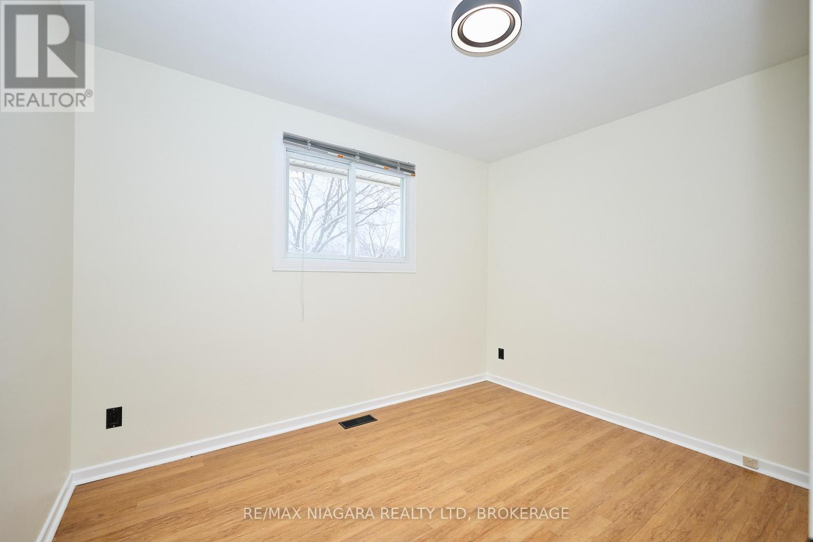 23 Alexandra Boulevard, St. Catharines, Ontario  L2P 1J6 - Photo 15 - X12724500