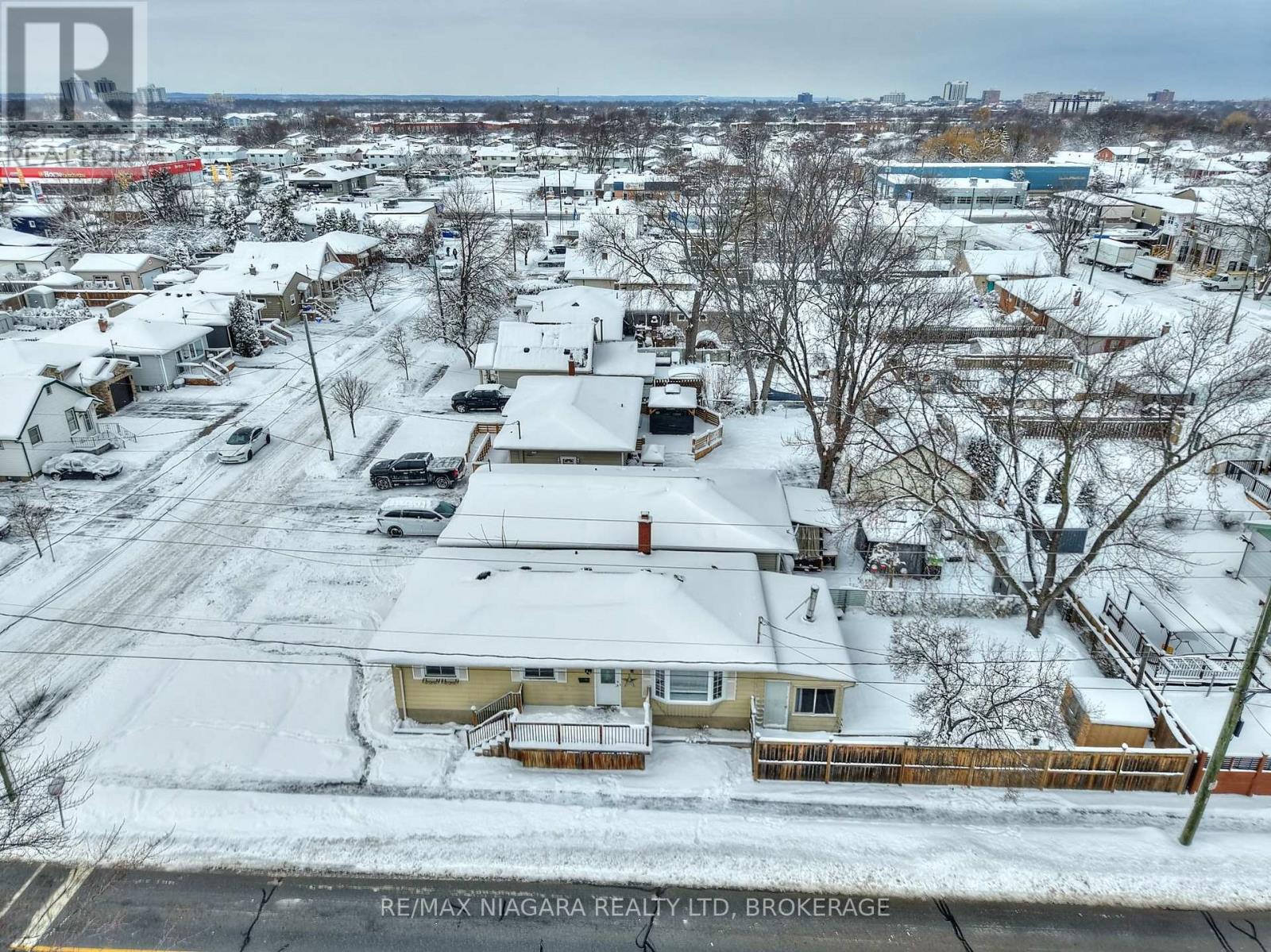 23 Alexandra Boulevard, St. Catharines, Ontario  L2P 1J6 - Photo 38 - X12724500