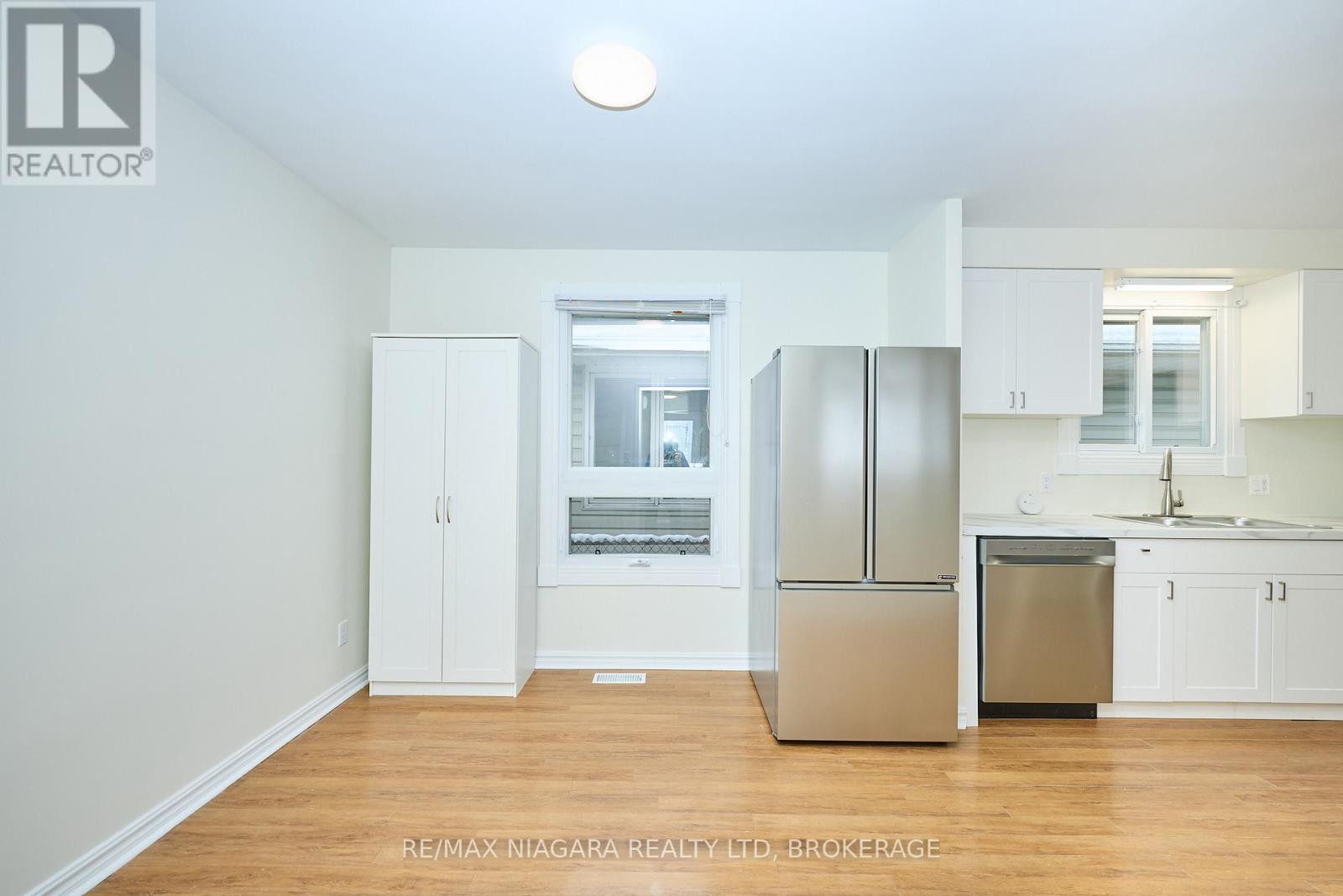 23 Alexandra Boulevard, St. Catharines, Ontario  L2P 1J6 - Photo 8 - X12724500