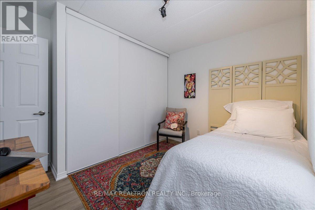 101 - 107 Bond Street, Orillia, Ontario  L3V 1J7 - Photo 13 - S12673056