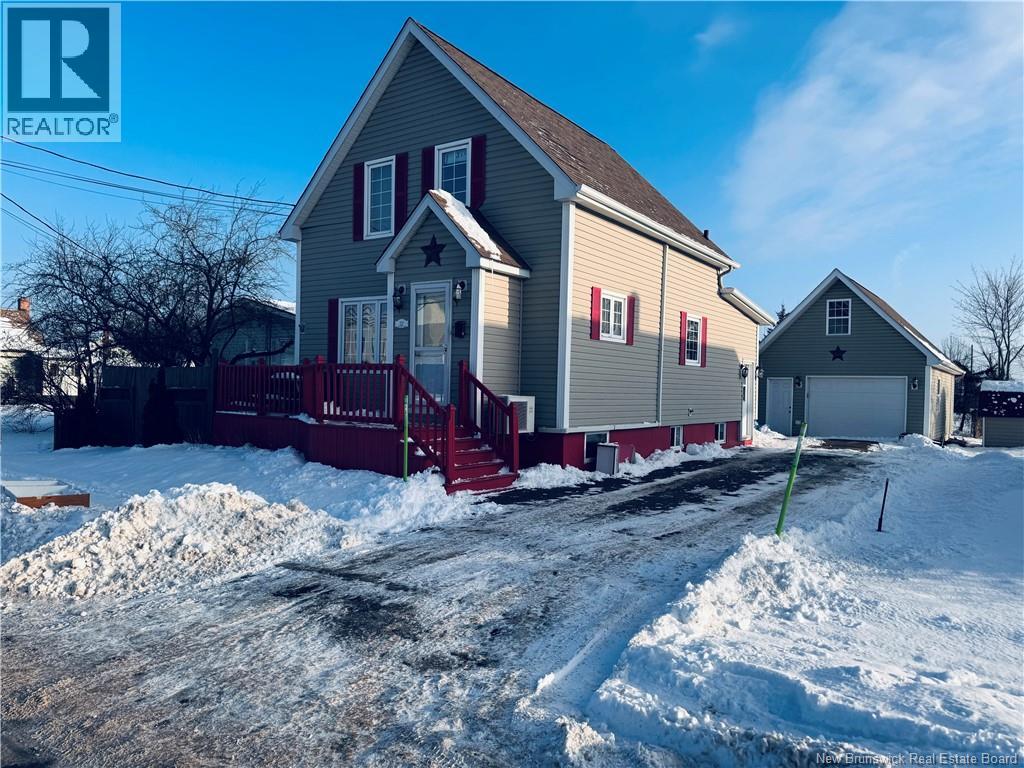 17 Churchill Street, Moncton, New Brunswick  E1C 7H6 - Photo 2 - NB131916