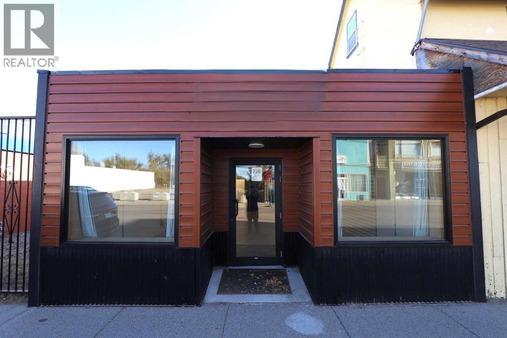 726 Main Street, Pincher Creek, Alberta