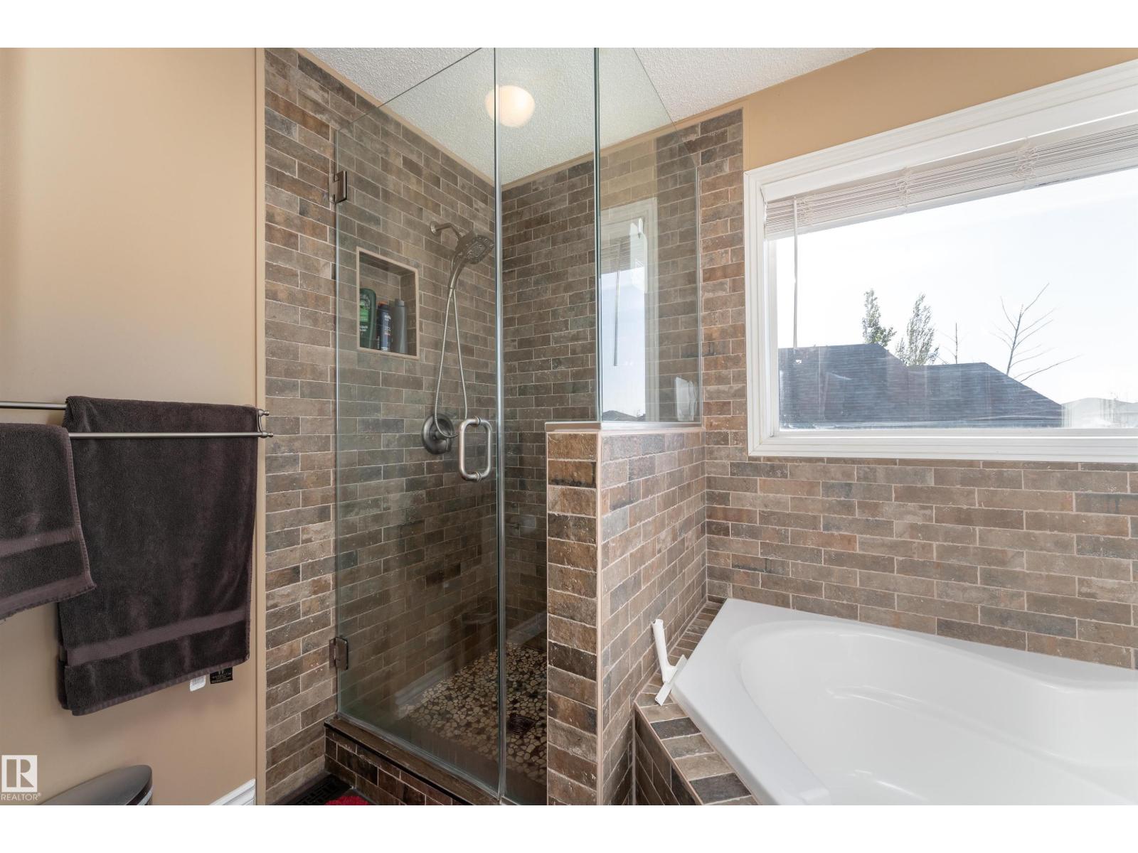 2168 37b Av Nw, Edmonton, Alberta  T6T 1R6 - Photo 26 - E4470873