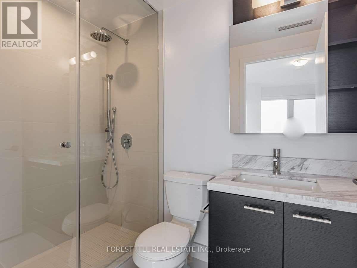 5704 - 2221 YONGE STREET Toronto (Mount Pleasant West), ON M4S 2B4