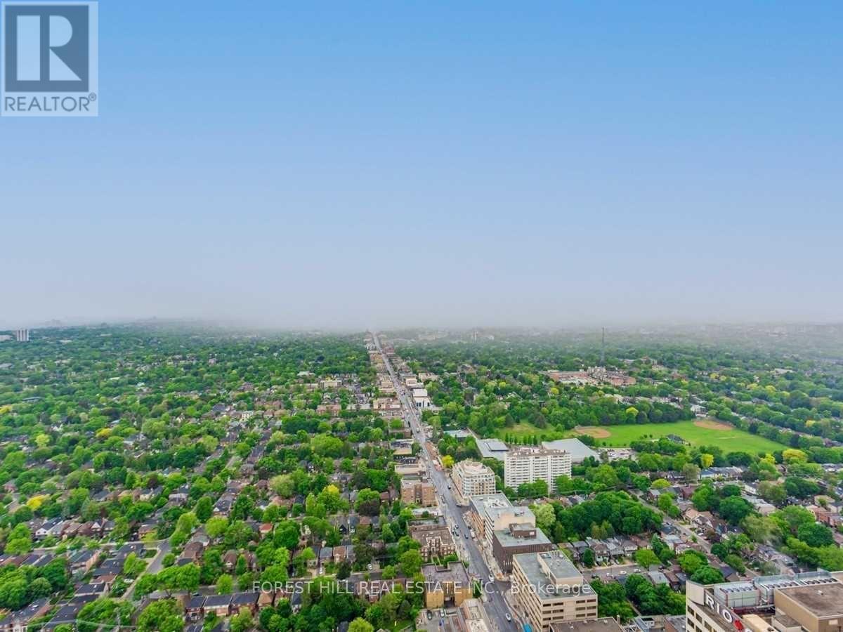 5704 - 2221 YONGE STREET Toronto (Mount Pleasant West), ON M4S 2B4