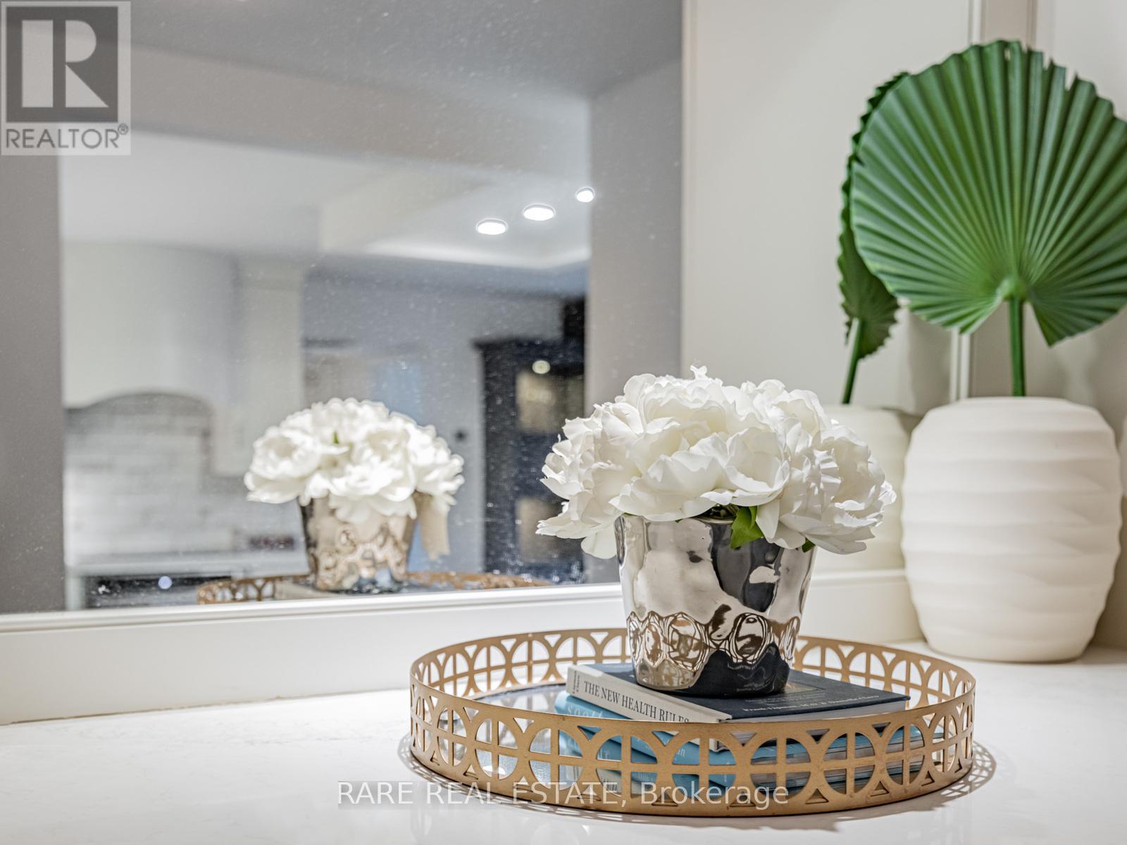 302 - 449 Walmer Road, Toronto, Ontario  M5P 2X9 - Photo 10 - C12724494