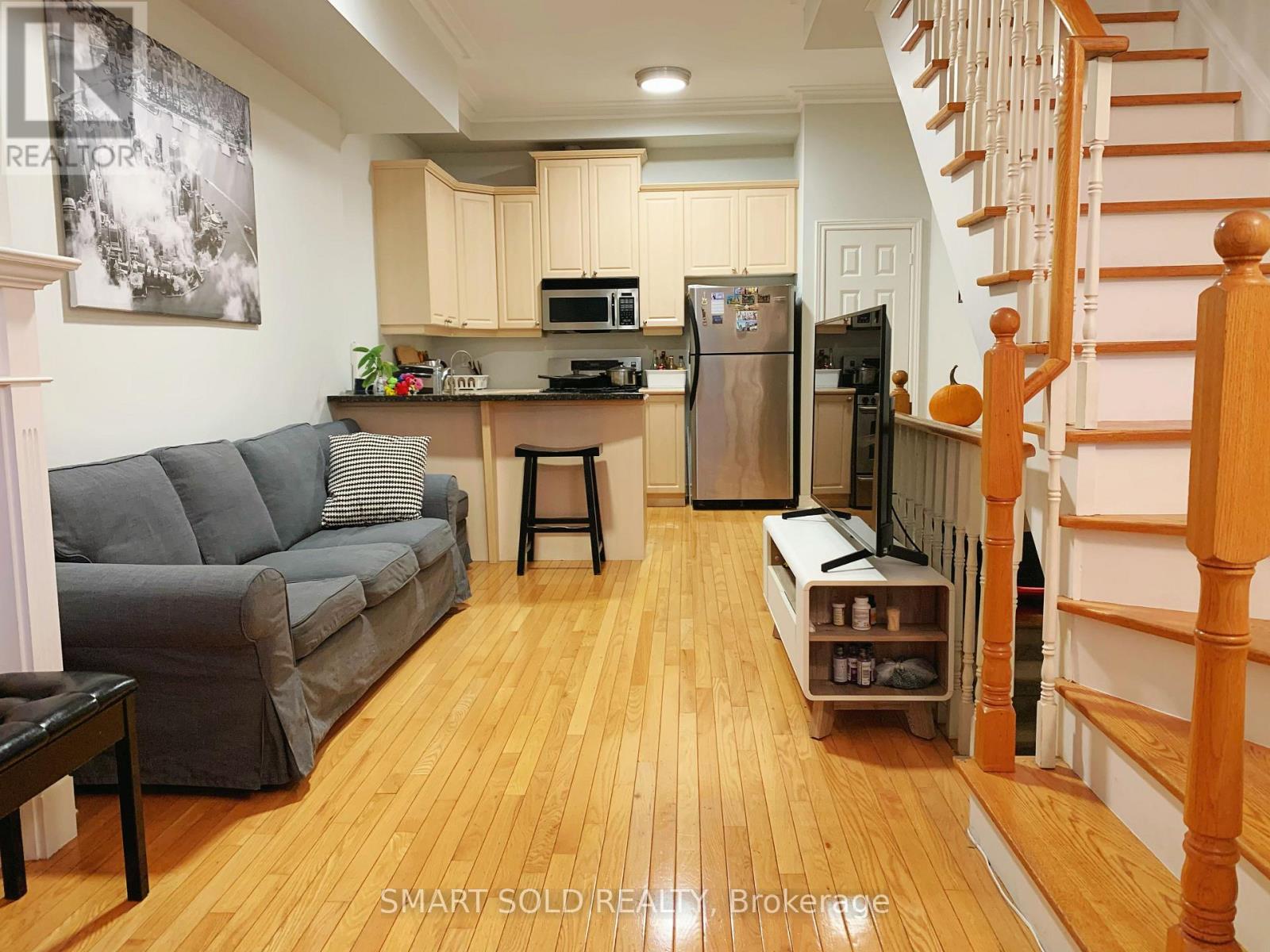 605 Adelaide Street, Toronto, Ontario  M6J 1A8 - Photo 7 - C12724514