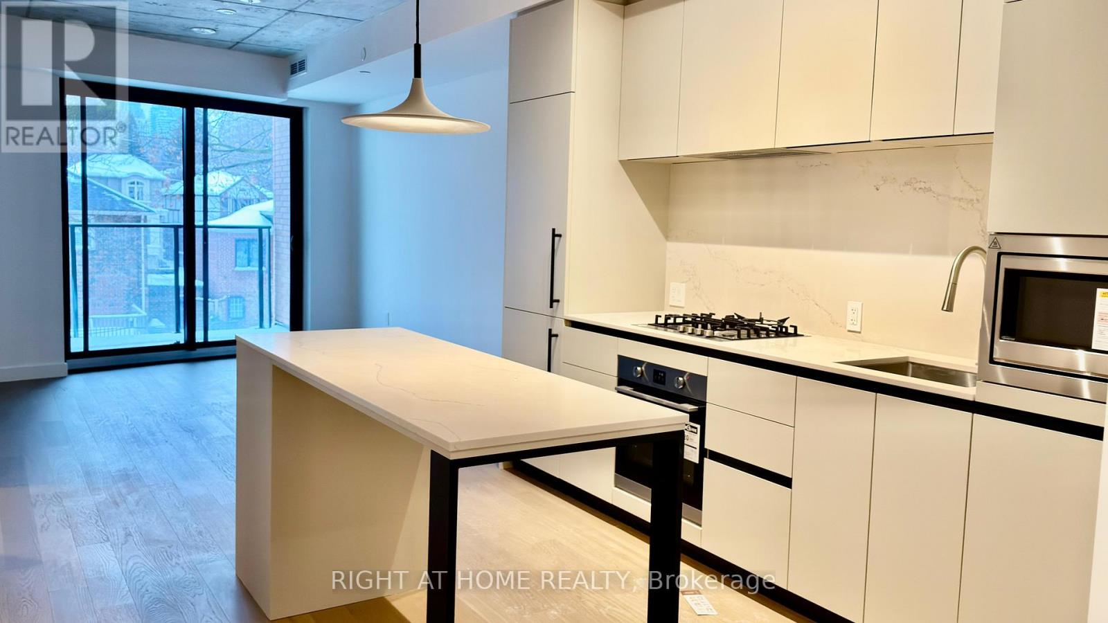 323 - 1720 Bayview Avenue, Toronto, Ontario  M4G 3C4 - Photo 10 - C12724532