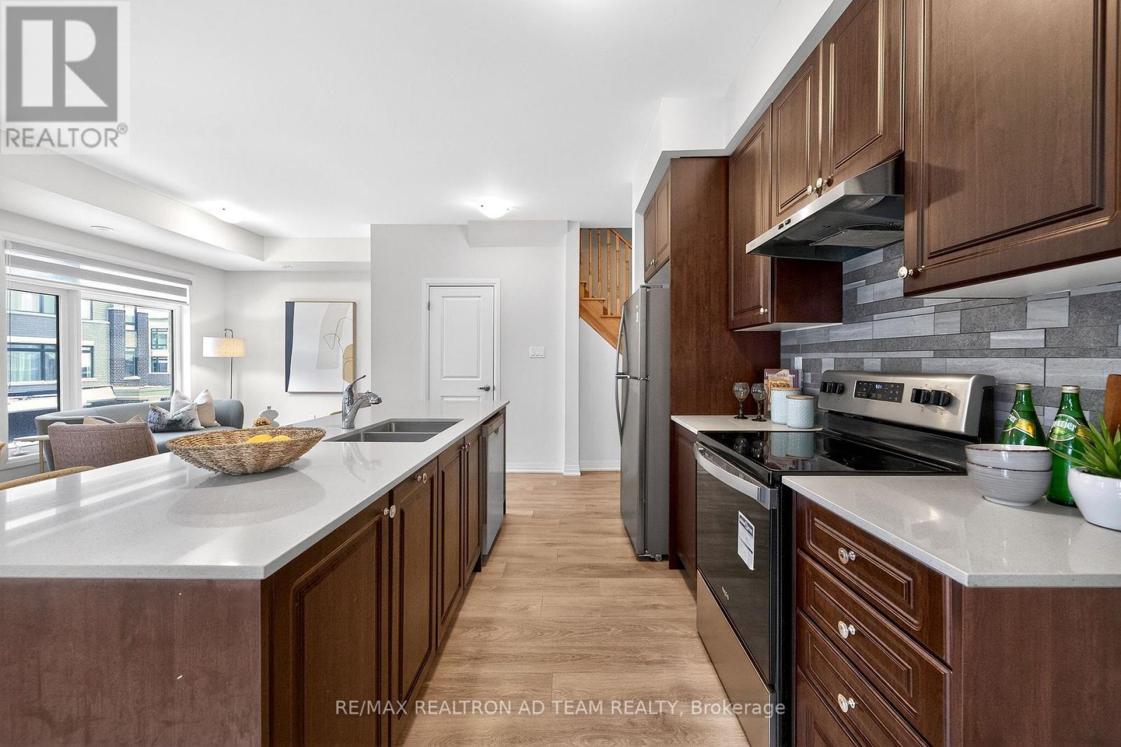 20 Emmas Way, Whitby, Ontario  L1R 0S7 - Photo 14 - E12724428