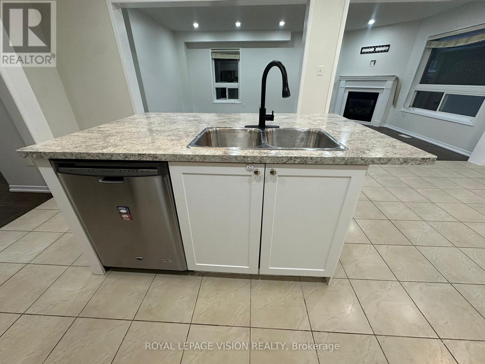 1930 Hunking Drive, Oshawa, Ontario  L1K 0N4 - Photo 10 - E12724478