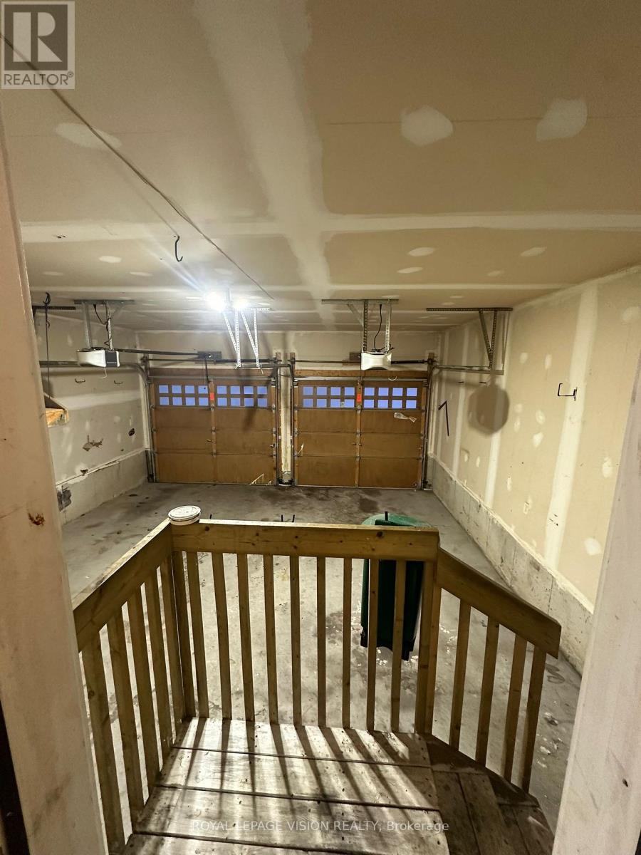 1930 Hunking Drive, Oshawa, Ontario  L1K 0N4 - Photo 14 - E12724478