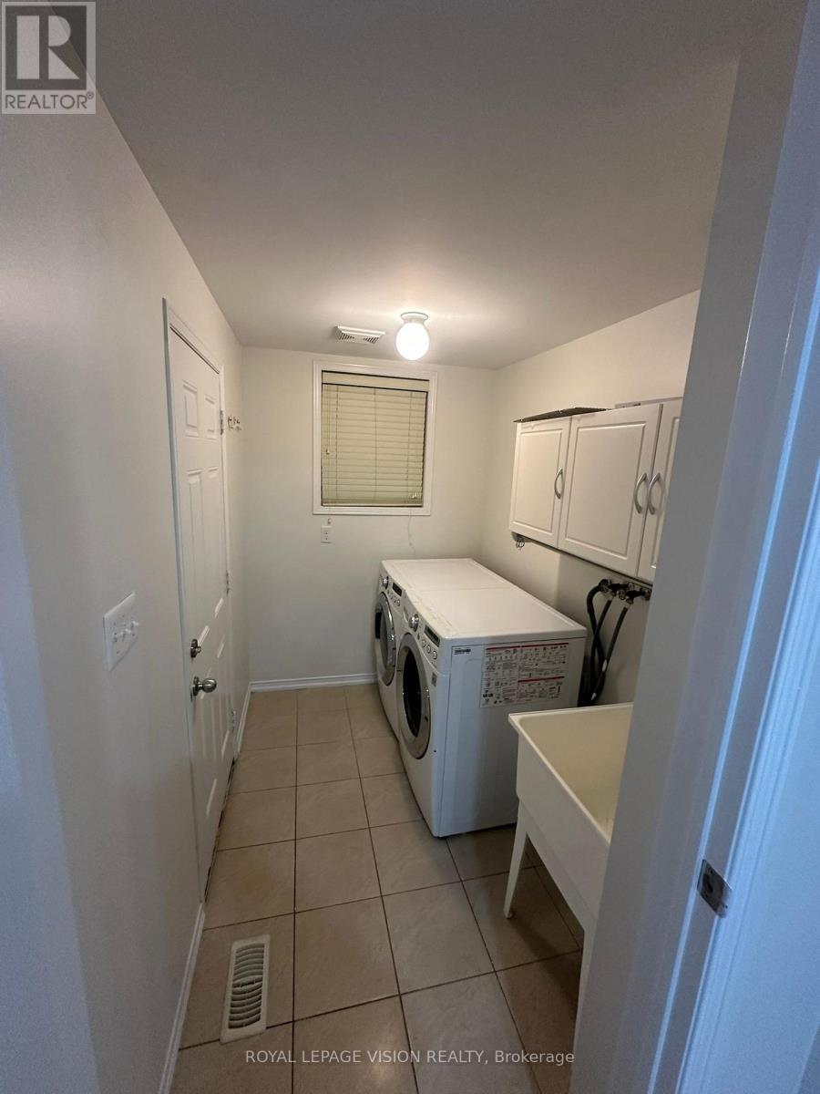 1930 Hunking Drive, Oshawa, Ontario  L1K 0N4 - Photo 2 - E12724478