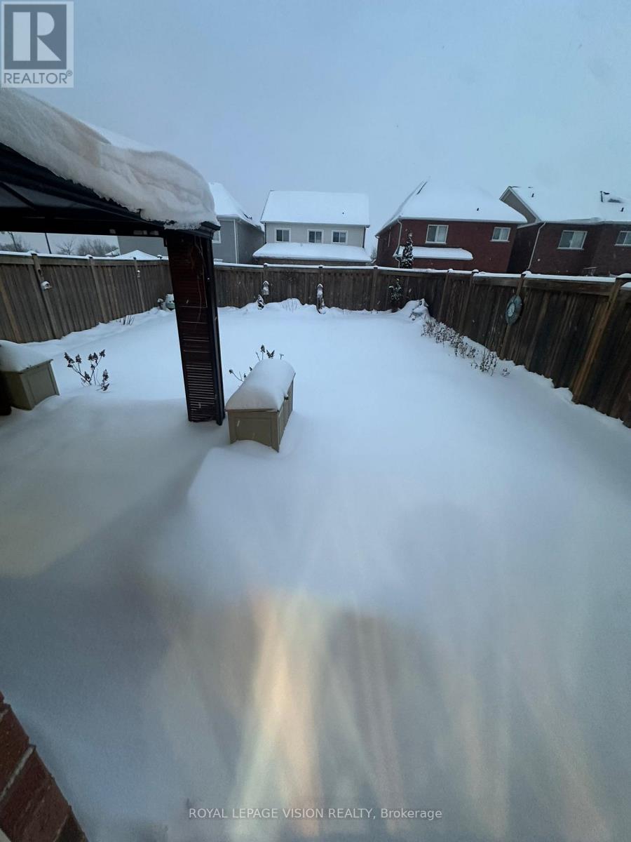 1930 Hunking Drive, Oshawa, Ontario  L1K 0N4 - Photo 8 - E12724478