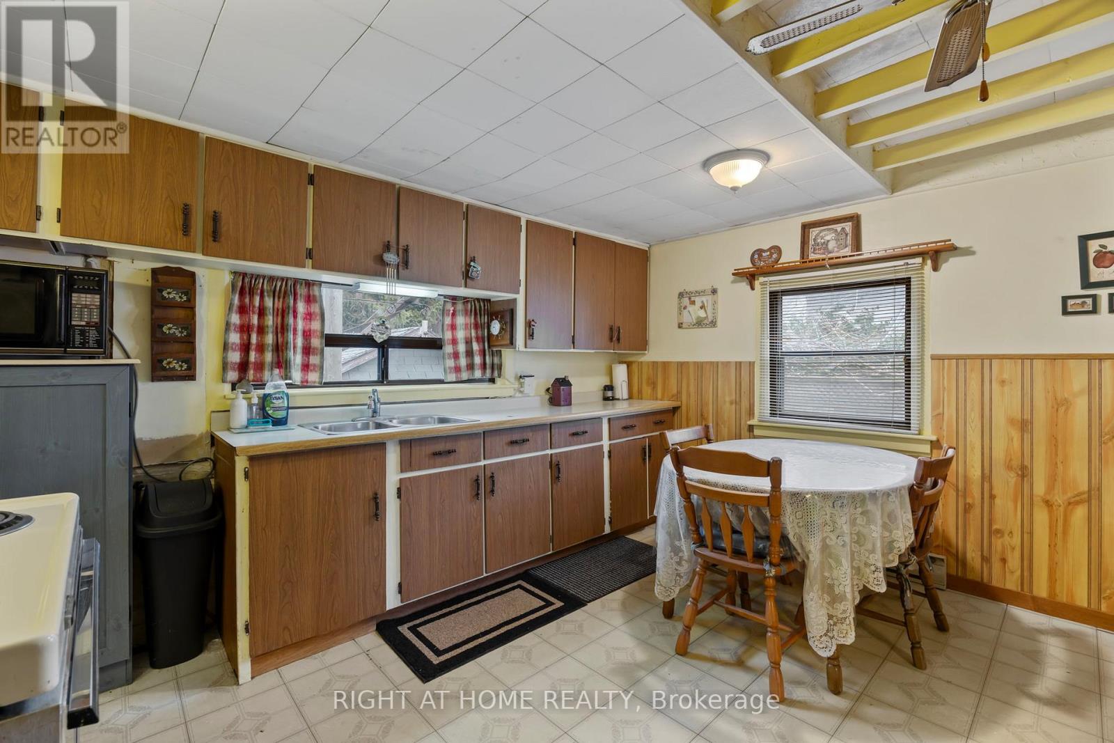 157 Park Road S, Oshawa, Ontario  L1J 4H1 - Photo 7 - E12724518