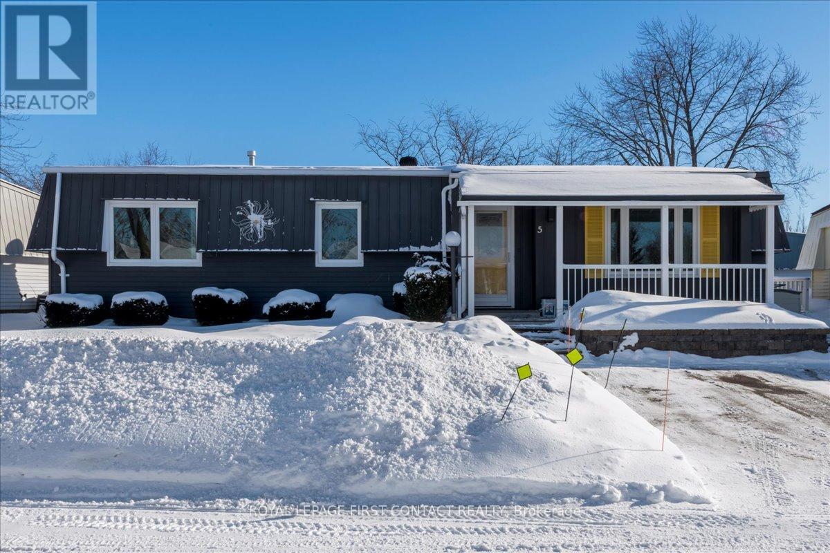 5 Terra Nova Arm, Innisfil, Ontario  L9S 1S1 - Photo 1 - N12719816