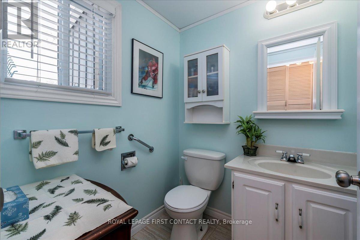 5 Terra Nova Arm, Innisfil, Ontario  L9S 1S1 - Photo 18 - N12719816