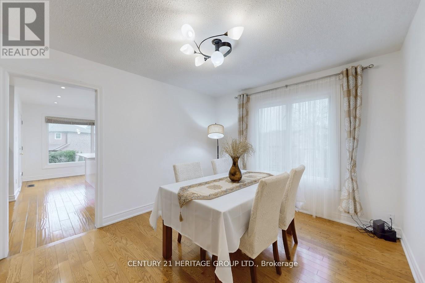 178 Waratah Avenue, Newmarket, Ontario  L3Y 6R4 - Photo 11 - N12724416