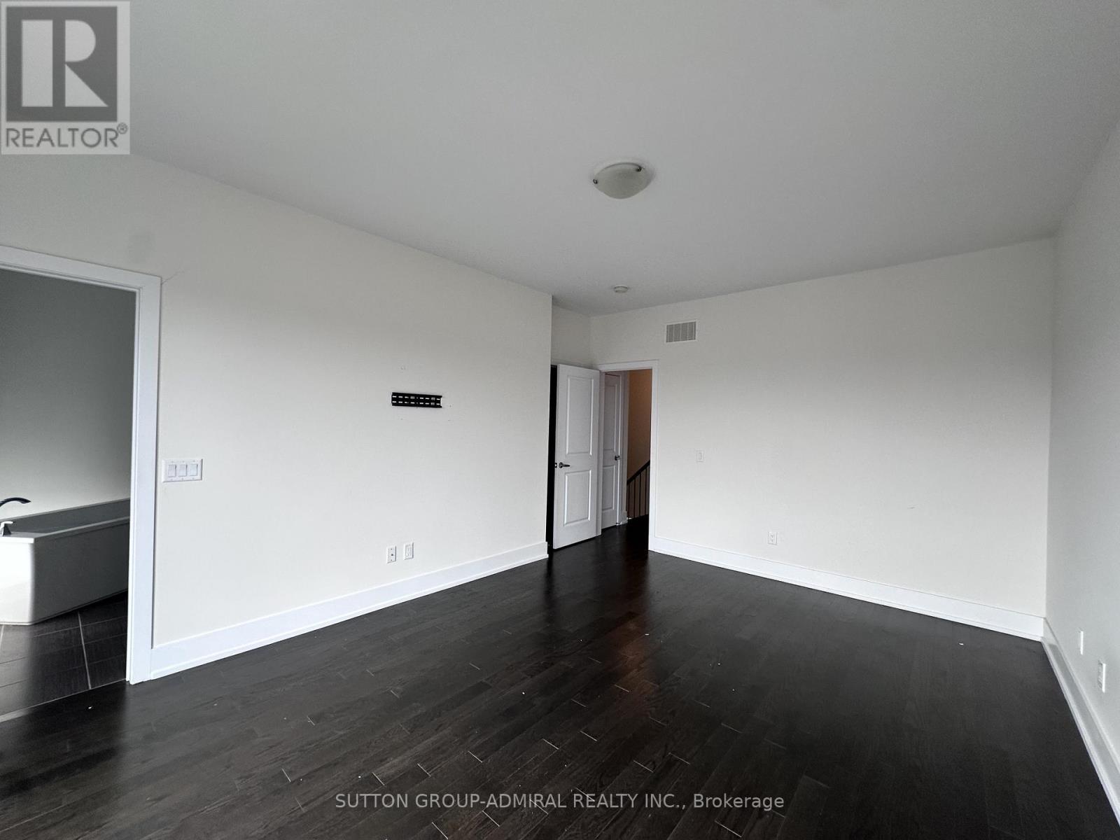 14 Allerton Road, Vaughan, Ontario  L4J 0K1 - Photo 13 - N12724440