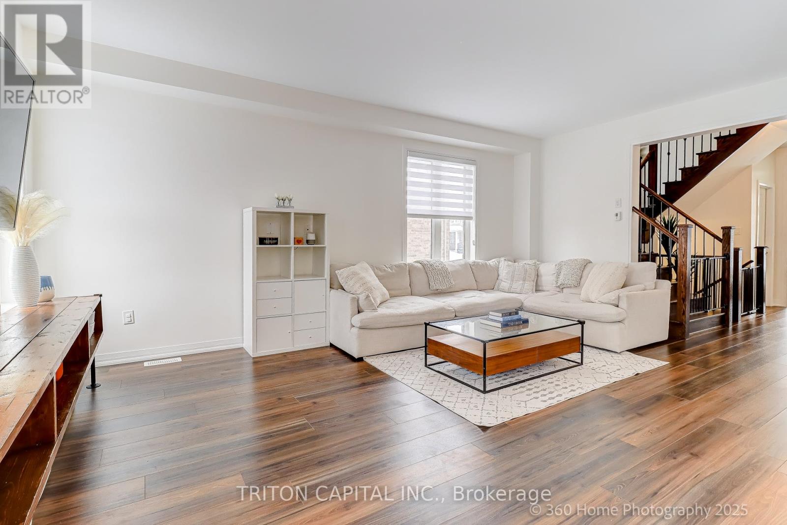 139 Casserley Crescent, New Tecumseth (Tottenham), Ontario  L0G 1W0 - Photo 10 - N12724468