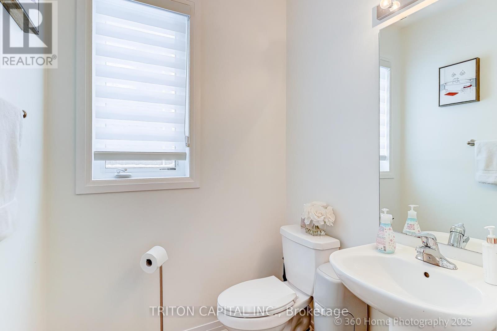 139 Casserley Crescent, New Tecumseth (Tottenham), Ontario  L0G 1W0 - Photo 11 - N12724468