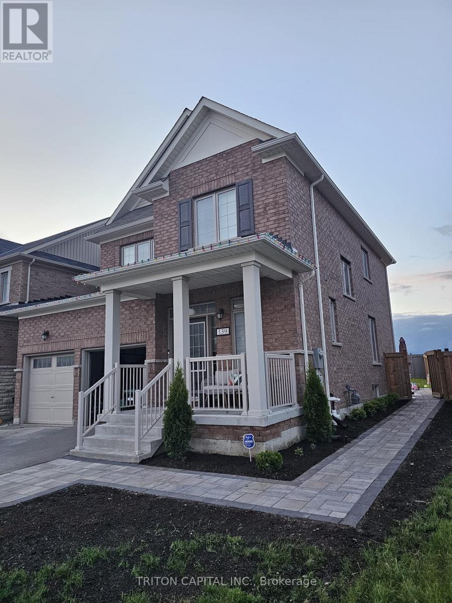 139 Casserley Crescent, New Tecumseth (Tottenham), Ontario  L0G 1W0 - Photo 2 - N12724468