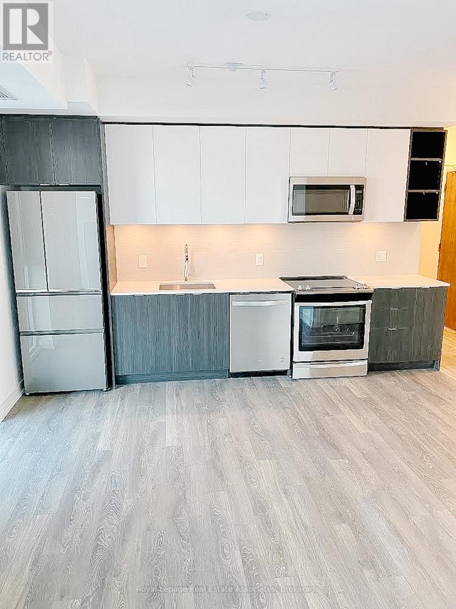 629 - 100 Eagle Rock Way, Vaughan, Ontario  L6A 5B9 - Photo 2 - N12724516