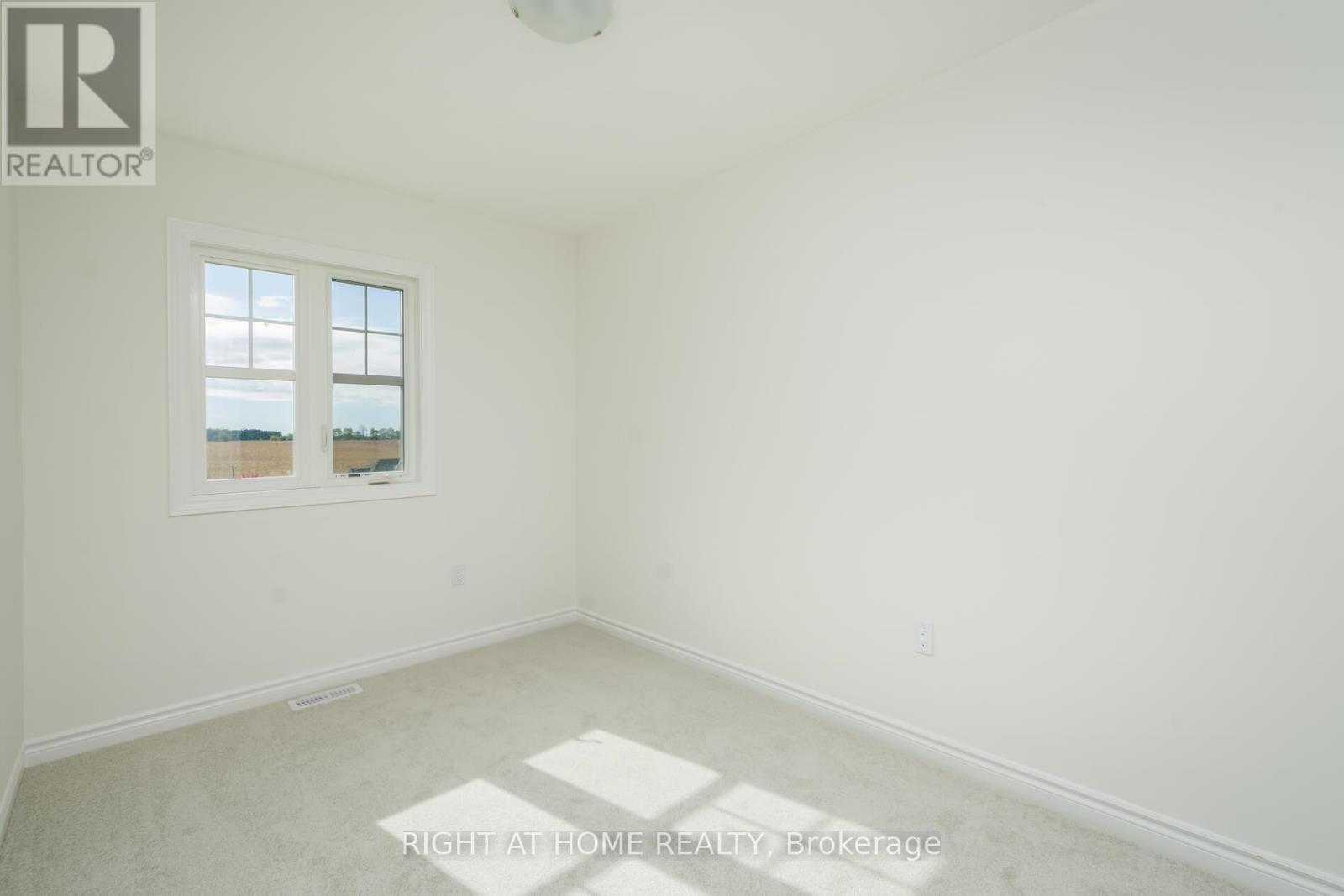 19 Ravenscraig Place, Innisfil (Cookstown), Ontario  L0L 1L0 - Photo 26 - N12724520