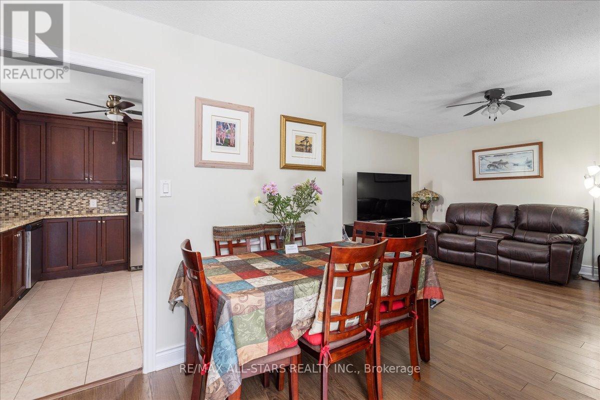 398 The Queensway Avenue S, Georgina, Ontario  L4P 2C5 - Photo 10 - N12724552