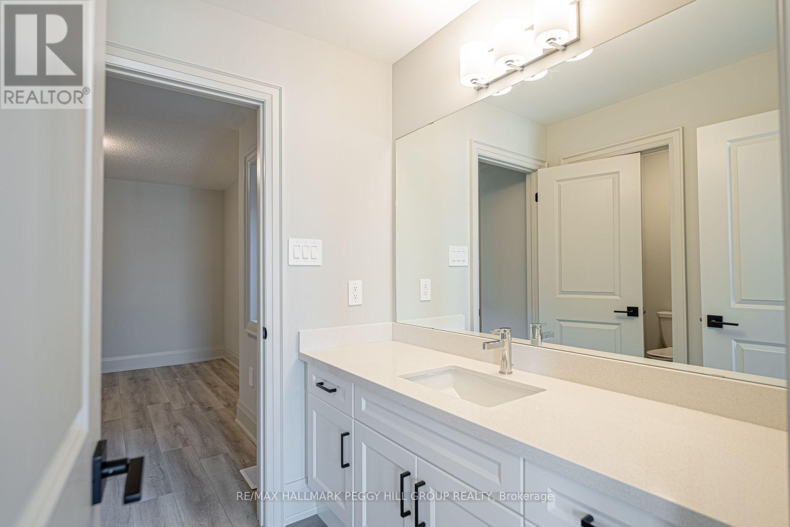 5 Amsterdam Drive, Barrie (Innis-Shore), Ontario  L9J 0Z5 - Photo 10 - S12724566