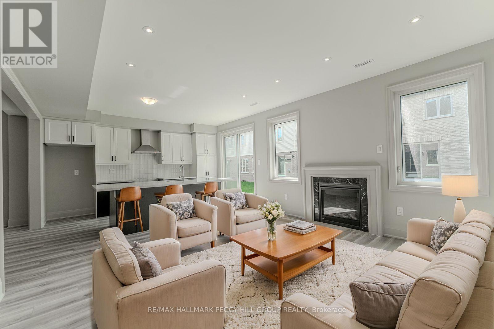 5 Amsterdam Drive, Barrie (Innis-Shore), Ontario  L9J 0Z5 - Photo 2 - S12724566