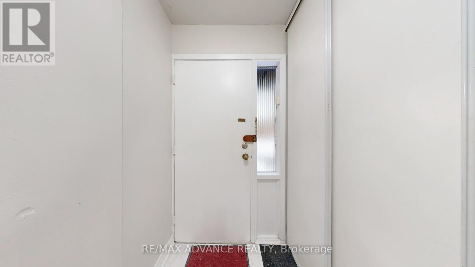 4 Frosty Meadoway Mews, Toronto, Ontario  M2H 2V6 - Photo 25 - C12672074