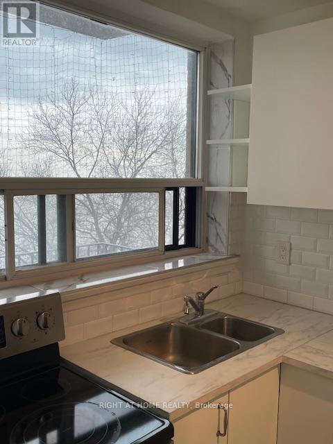 502 - 2 Royal York Road, Toronto, Ontario  M8V 2S6 - Photo 11 - W12724356