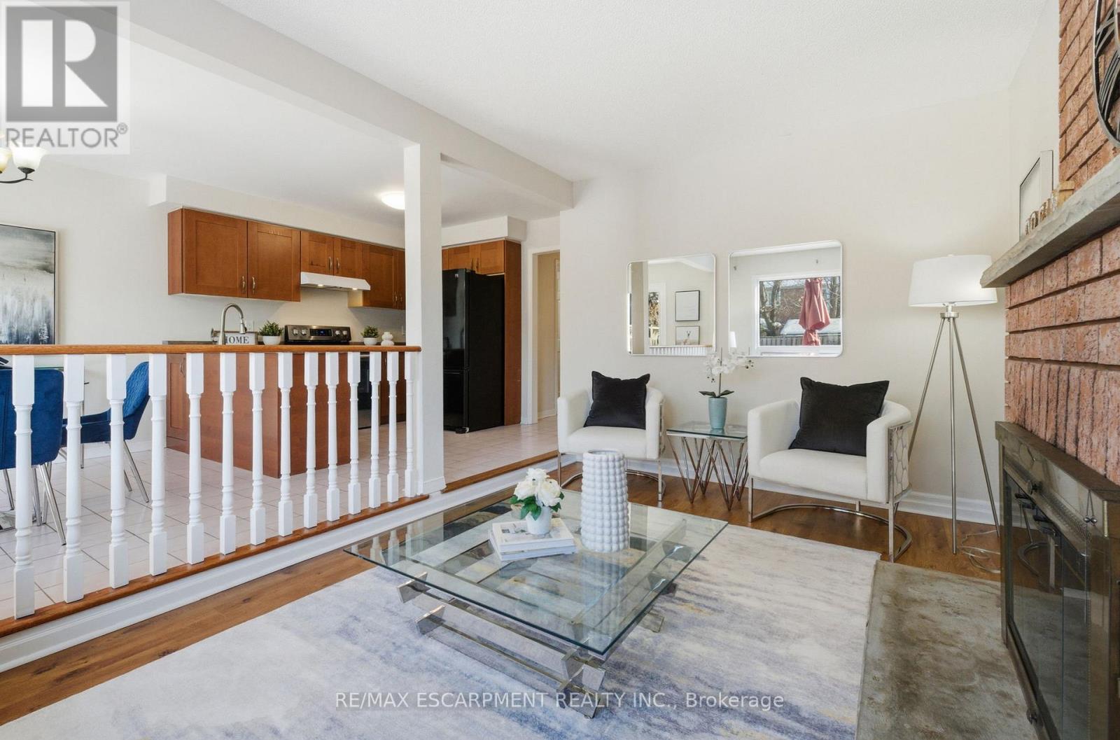 1466 Reeves Gate, Oakville, Ontario  L6M 3H3 - Photo 10 - W12724360