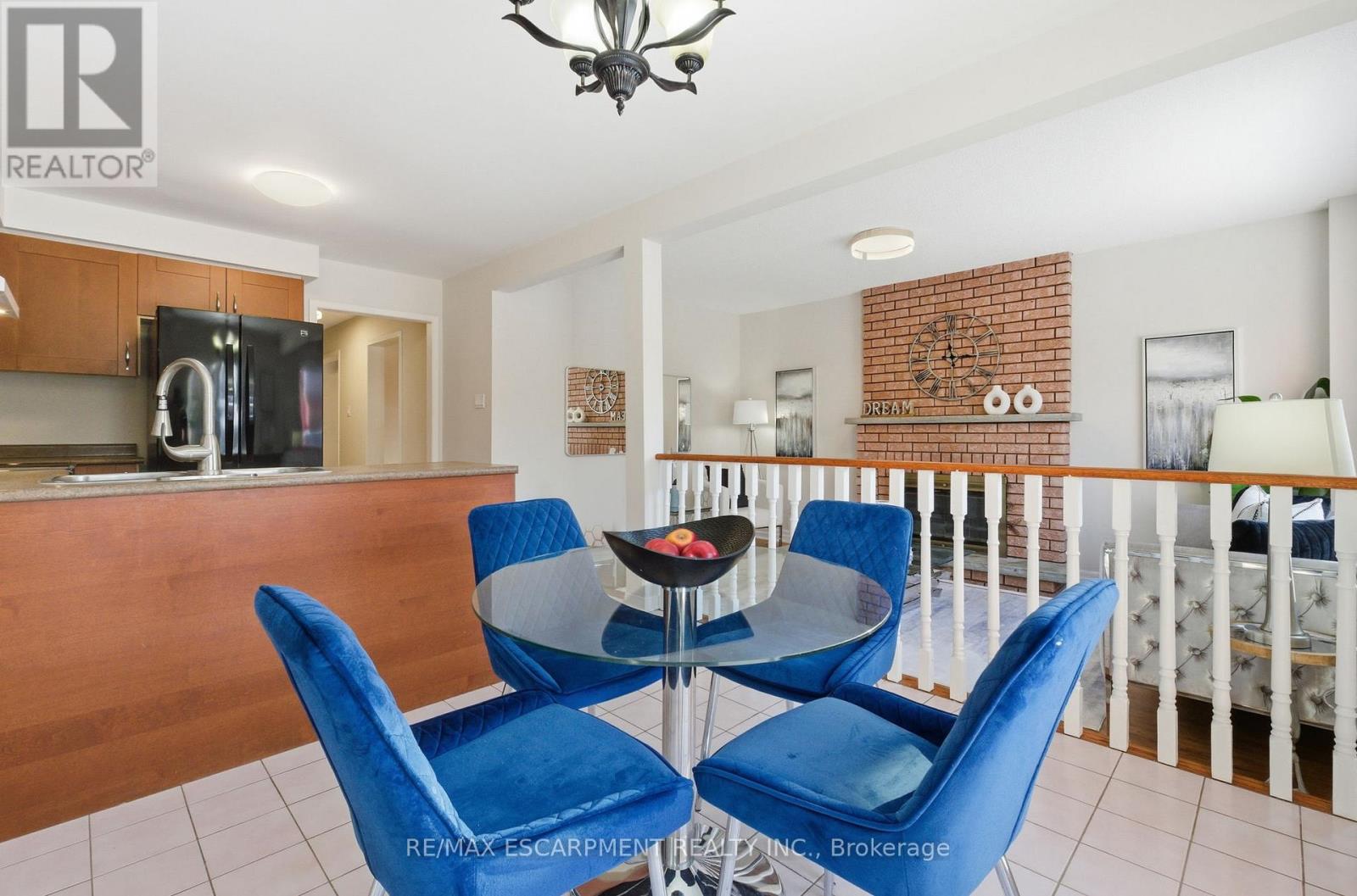 1466 Reeves Gate, Oakville, Ontario  L6M 3H3 - Photo 12 - W12724360