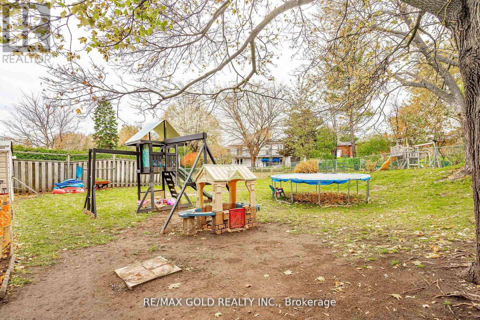 35 Duke Road, Brampton, Ontario  L6T 3J9 - Photo 35 - W12724384