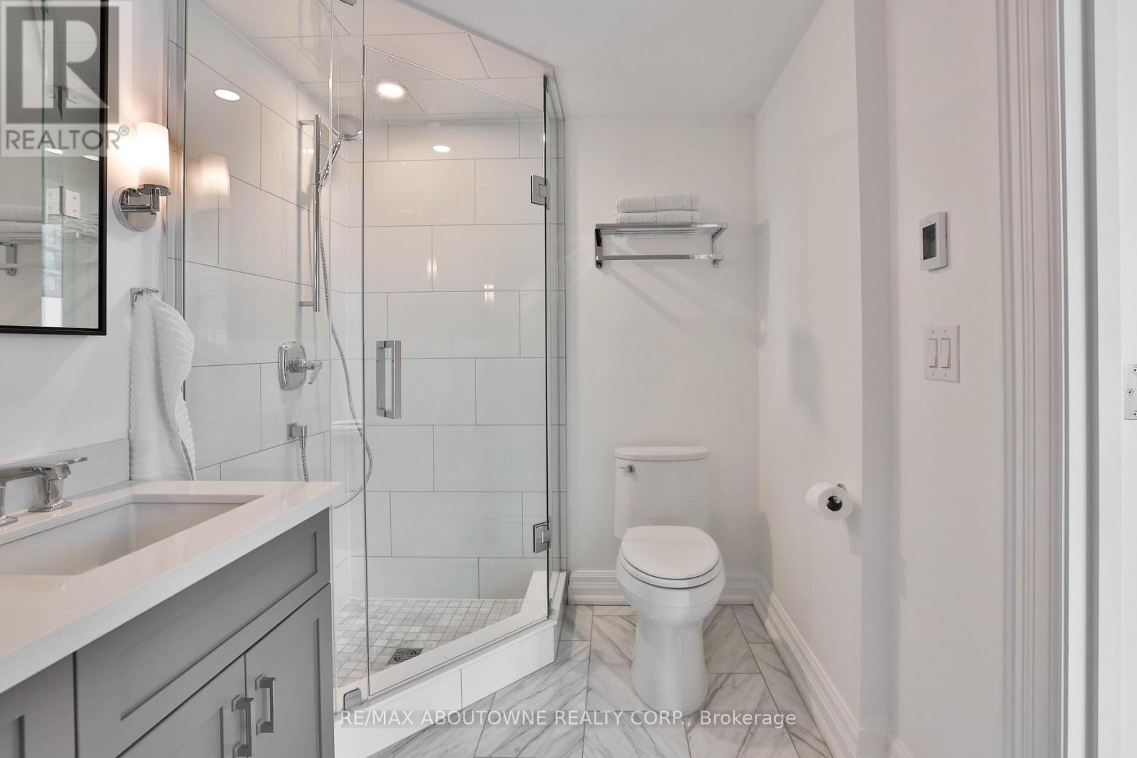 304 - 2060 Lakeshore Road, Burlington, Ontario  L7R 0G2 - Photo 21 - W12724390