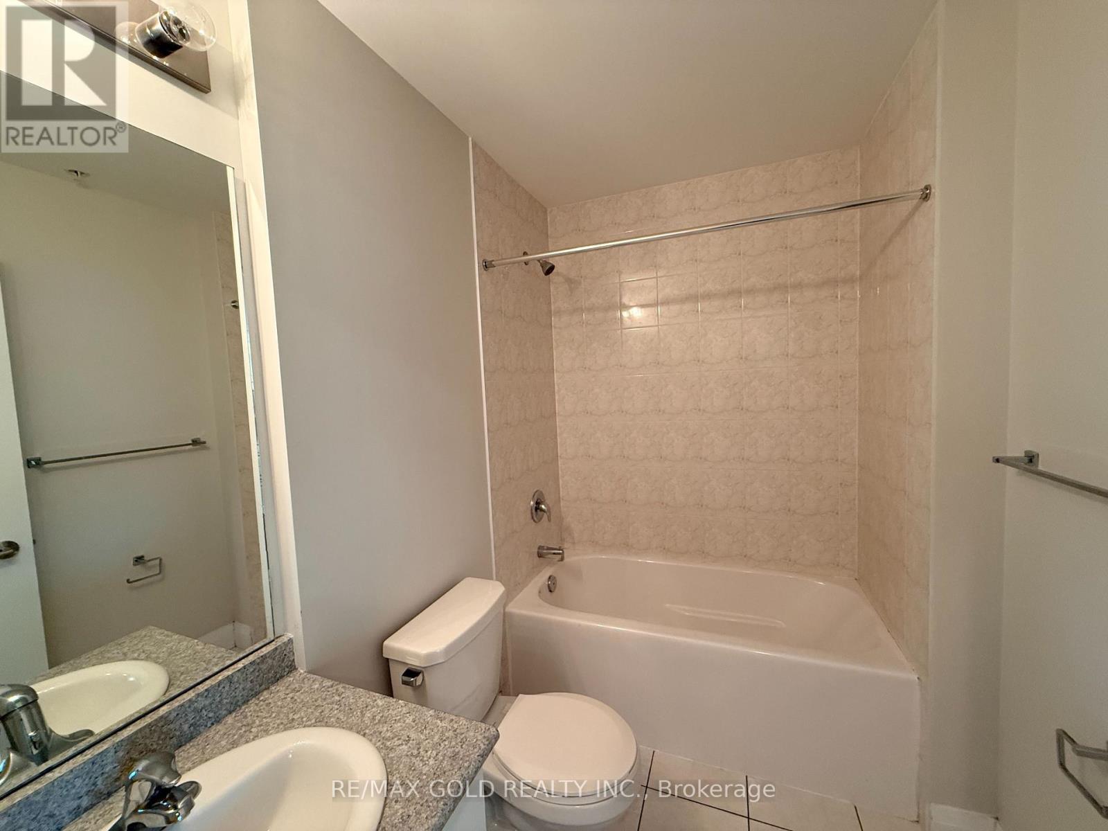 202 - 65 Yorkland Boulevard, Brampton, Ontario  L4C 9Z4 - Photo 11 - W12724392