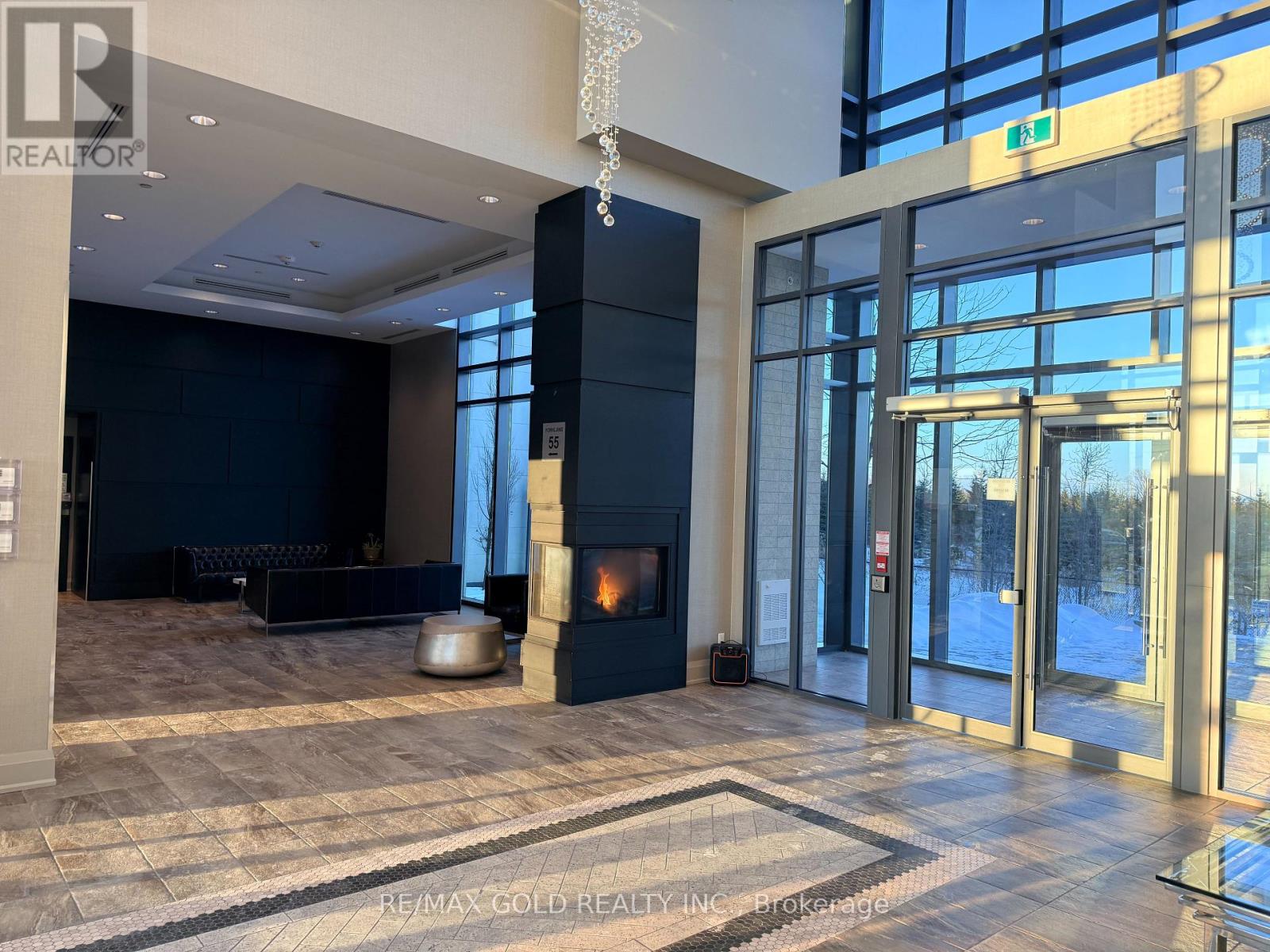 202 - 65 Yorkland Boulevard, Brampton, Ontario  L4C 9Z4 - Photo 15 - W12724392