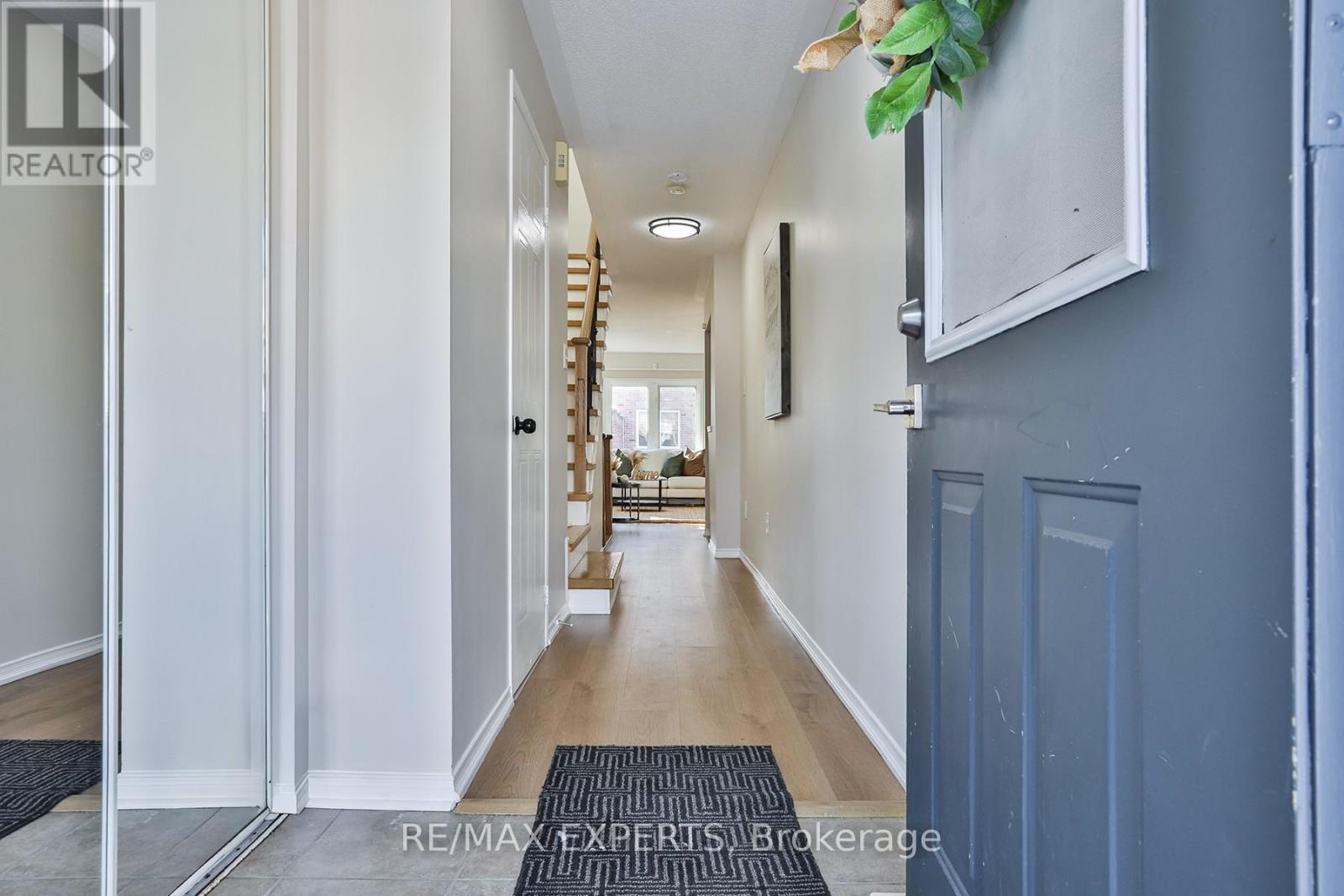 120 - 86 Joymar Drive, Mississauga, Ontario  L5M 7Z6 - Photo 3 - W12724436