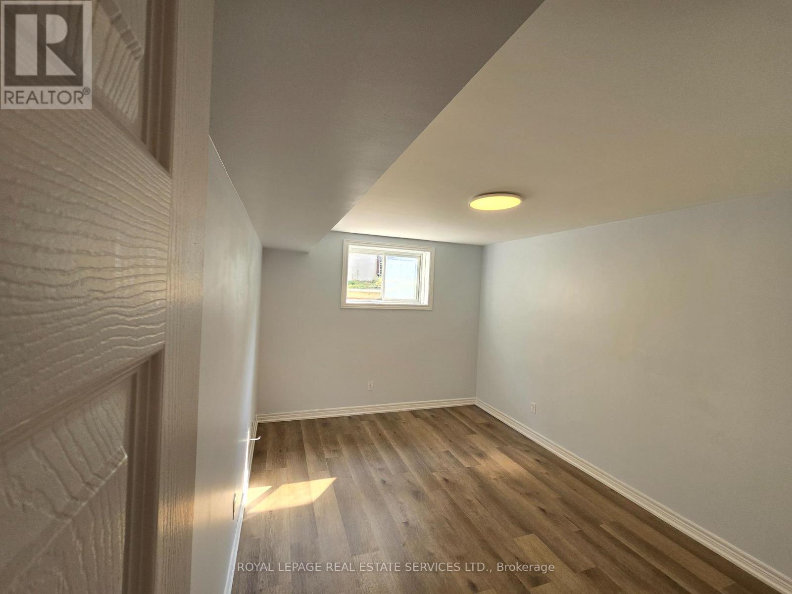 Unit B - 76 Guelph Street, Halton Hills, Ontario  L7G 3Z5 - Photo 10 - W12724454