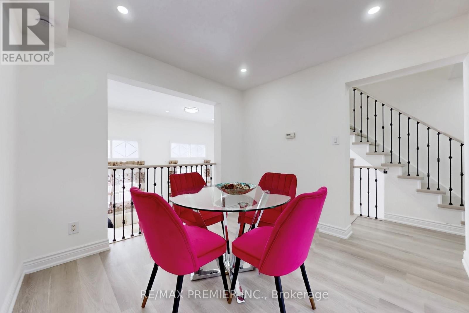 3348 Burdock Place, Mississauga, Ontario  L5A 4B7 - Photo 12 - W12724472