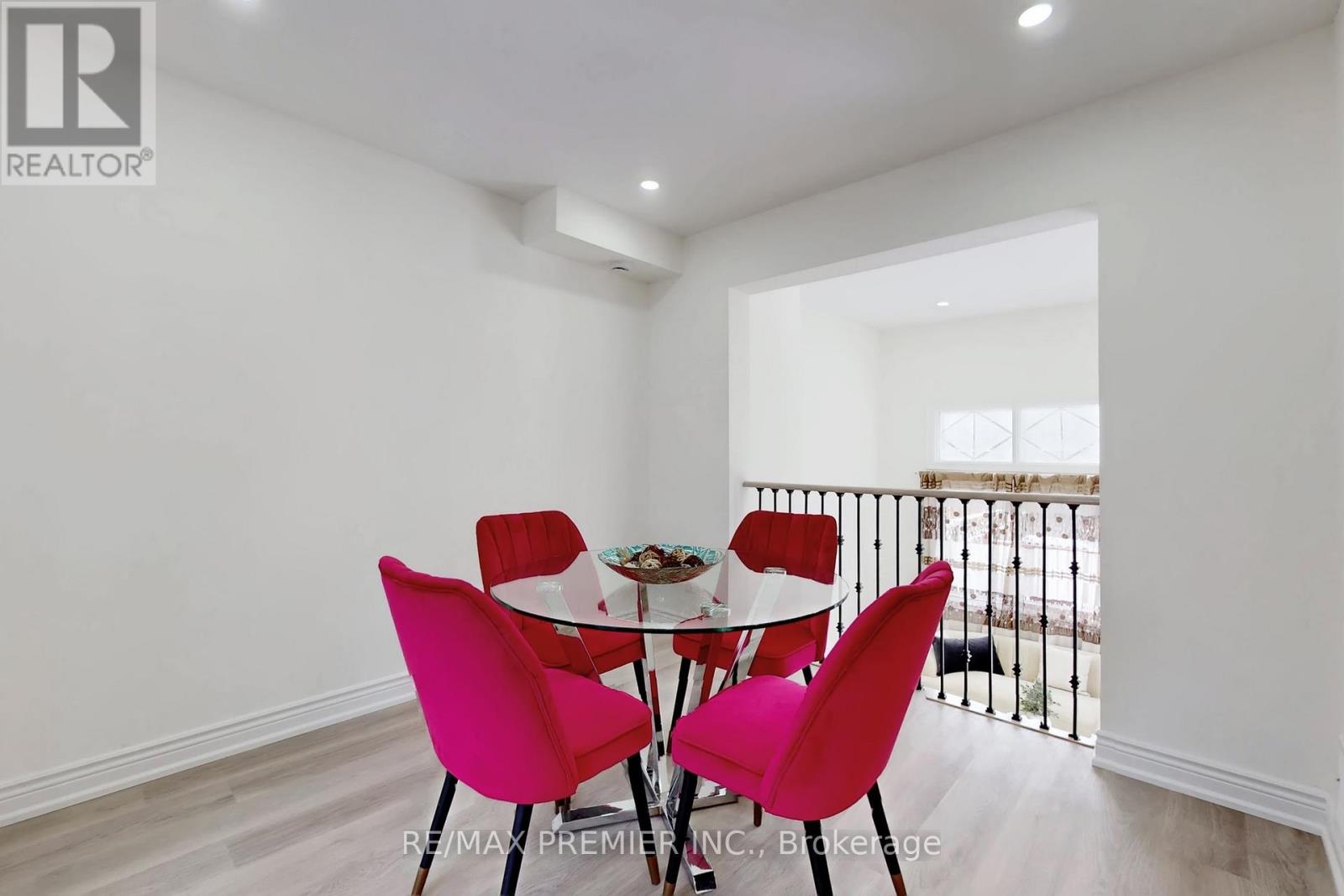 3348 Burdock Place, Mississauga, Ontario  L5A 4B7 - Photo 13 - W12724472