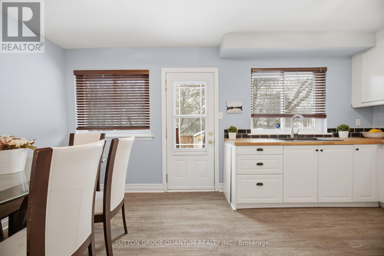 1241 Bray Court, Mississauga, Ontario  L5J 3S4 - Photo 12 - W12724480