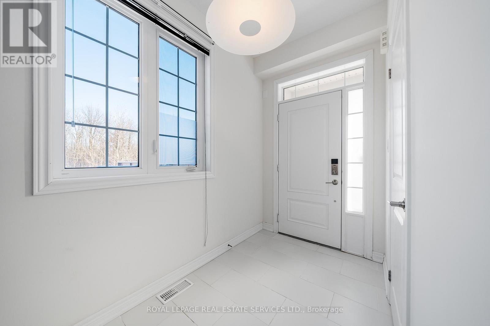 3349 Mockingbird Common, Oakville, Ontario  L6H 0X1 - Photo 12 - W12724490