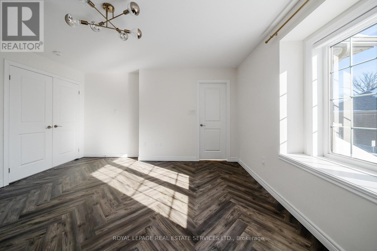 3349 Mockingbird Common, Oakville, Ontario  L6H 0X1 - Photo 20 - W12724490